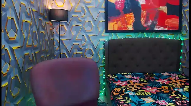 Snapshot of KylieMaxwellCaulfield_TS chatting on December 19, 2024, 1:28 am KylieMaxwellCaulfield TS online show from December 19, 2024, 1:28 am