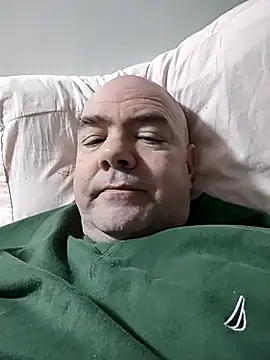 brian4300 online show from January 19, 2026, 2:37 am