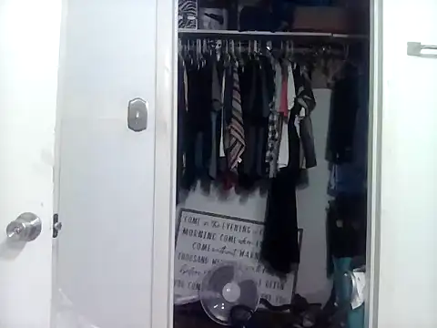 Snapshot of Prettyboiflaco chatting on January 11, 2025, 12:55 am Prettyboiflaco online show from January 11, 2025, 12:55 am