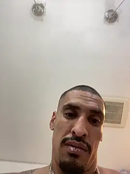 Snapshot of Prettyboiflaco chatting on February 13, 2025, 11:17 am Prettyboiflaco online show from February 13, 2025, 11:17 am