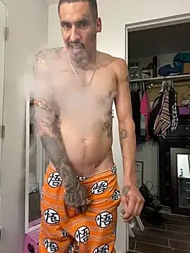 Snapshot of Prettyboiflaco chatting on February 18, 2025, 3:21 pm Prettyboiflaco online show from February 18, 2025, 3:21 pm