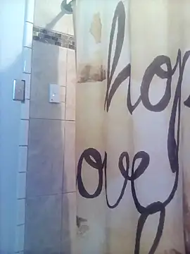 Snapshot of Prettyboiflaco chatting on February 24, 2025, 3:23 am Prettyboiflaco online show from February 24, 2025, 3:23 am