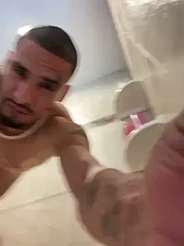 Snapshot of Prettyboiflaco chatting on February 26, 2025, 8:22 pm Prettyboiflaco online show from February 26, 2025, 8:22 pm