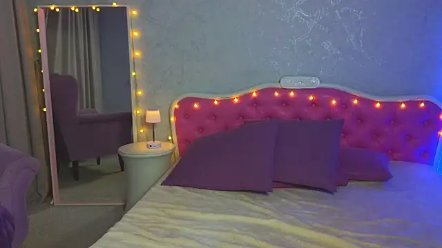 Ariana Petite online show from February 23, 2025, 11:14 pm