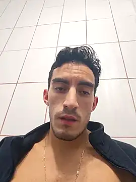 TommyMomentum online show from April 23, 2026, 5:41 am