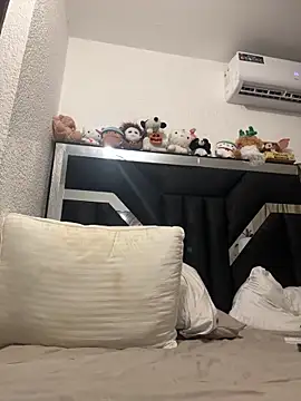 Snapshot of Sexifantasia chatting on March 3, 2026, 2:39 am Sexifantasia online show from March 3, 2026, 2:39 am