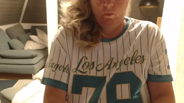 KimMitchelli online show from March 4, 2026, 5:57 am