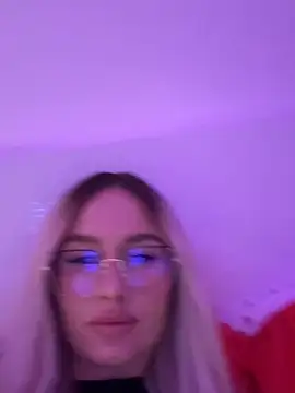 mollyxxx online show from November 2, 2025, 1:08 am