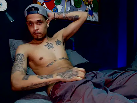 Snapshot of lilray99 chatting on January 11, 2026, 12:21 pm lilray99 online show from January 11, 2026, 12:21 pm