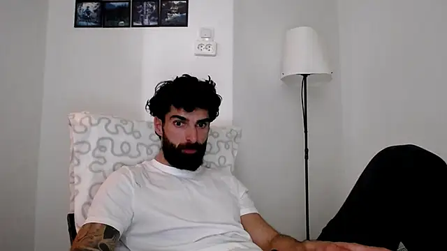 Verycutex online show from March 17, 2026, 12:19 pm