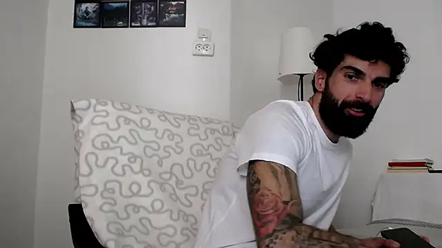 Verycutex online show from March 19, 2026, 10:08 am