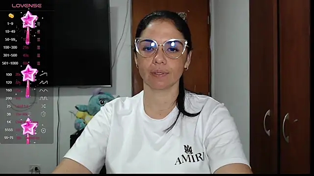 selena ferri online show from February 12, 2025, 3:18 am