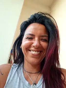Snapshot of allyson22andy chatting on April 29, 2026, 5:30 pm allyson22andy online show from April 29, 2026, 5:30 pm