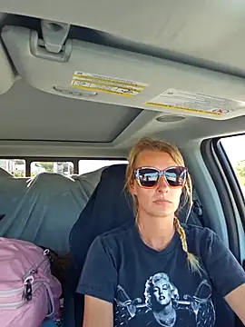 AsiaGoesPro online show from December 16, 2025, 6:02 pm