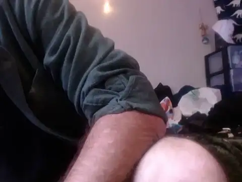 Snapshot of lickthecat chatting on October 13, 2025, 7:14 pm lickthecat online show from October 13, 2025, 7:14 pm