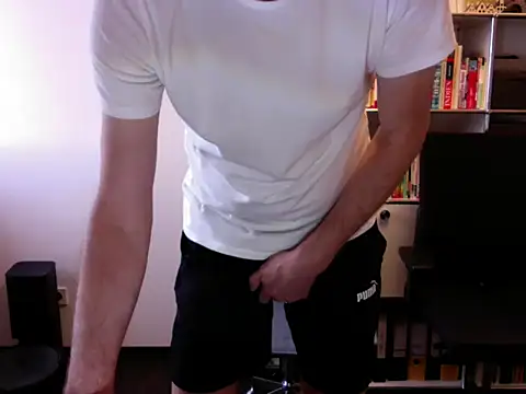 Slave 75 online show from September 12, 2025, 5:51 am