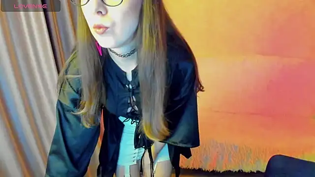 CurlySteph online show from January 10, 2026, 2:30 pm