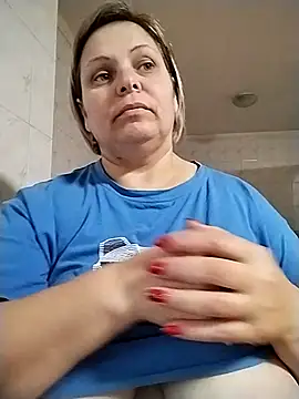 EvaCristal online show from November 5, 2025, 6:13 am