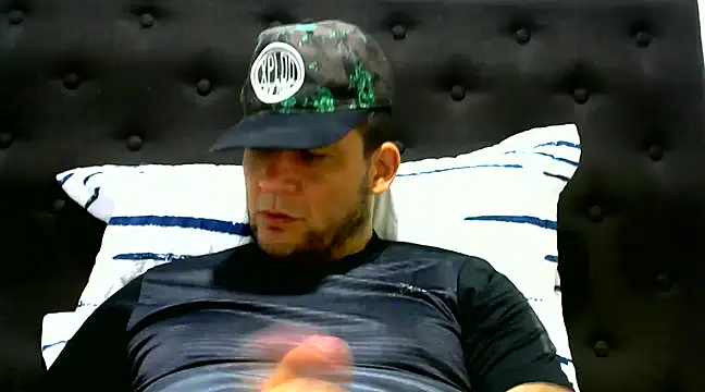 Snapshot of altenori112 chatting on January 23, 2025, 2:12 am altenori112 online show from January 23, 2025, 2:12 am