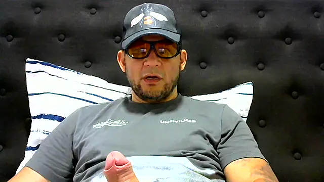 Snapshot of altenori112 chatting on January 24, 2025, 4:28 pm altenori112 online show from January 24, 2025, 4:28 pm