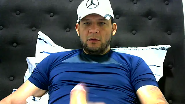 Snapshot of altenori112 chatting on January 25, 2025, 12:37 pm altenori112 online show from January 25, 2025, 12:37 pm