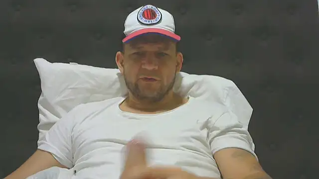 Snapshot of altenori112 chatting on February 10, 2025, 2:48 pm altenori112 online show from February 10, 2025, 2:48 pm