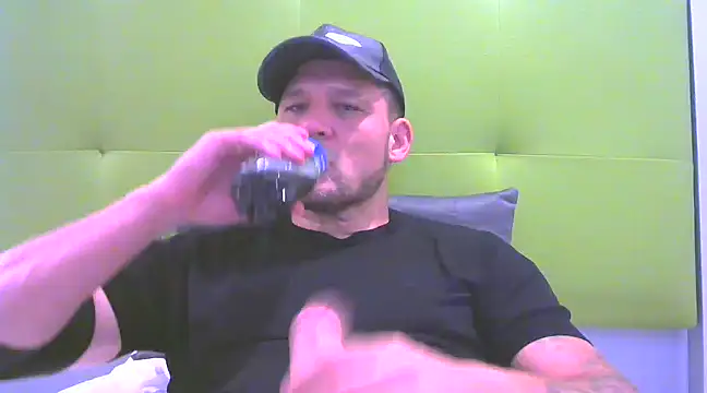 Snapshot of altenori112 chatting on February 15, 2025, 1:10 am altenori112 online show from February 15, 2025, 1:10 am