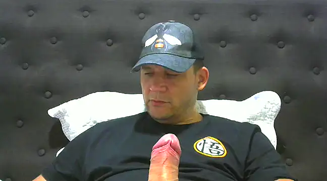 Snapshot of altenori112 chatting on February 20, 2025, 1:25 am altenori112 online show from February 20, 2025, 1:25 am