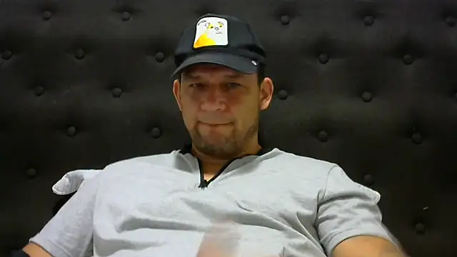 Snapshot of altenori112 chatting on February 26, 2025, 10:31 pm altenori112 online show from February 26, 2025, 10:31 pm