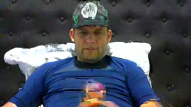 Snapshot of altenori112 chatting on March 6, 2025, 6:37 pm altenori112 online show from March 6, 2025, 6:37 pm