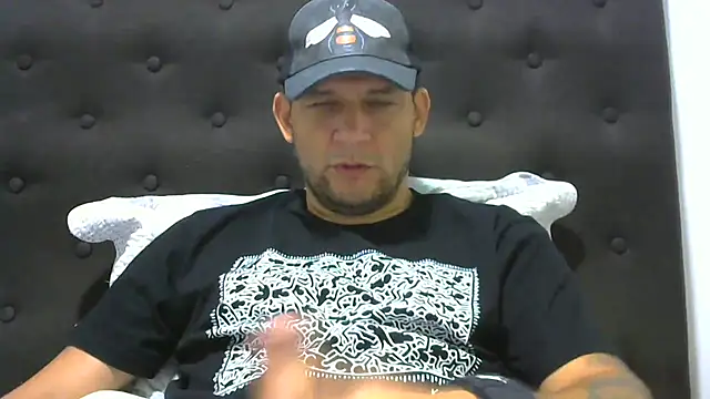 Snapshot of altenori112 chatting on March 14, 2025, 3:36 pm altenori112 online show from March 14, 2025, 3:36 pm