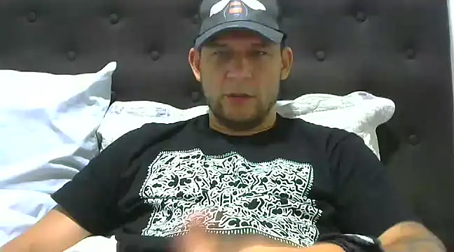 Snapshot of altenori112 chatting on March 14, 2025, 6:50 pm altenori112 online show from March 14, 2025, 6:50 pm