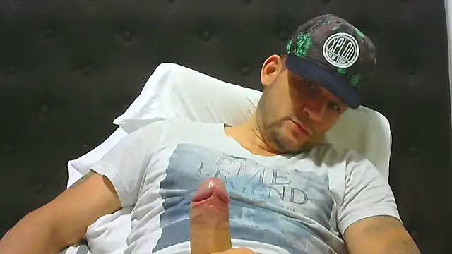 Snapshot of altenori112 chatting on September 18, 2025, 1:51 am altenori112 online show from September 18, 2025, 1:51 am