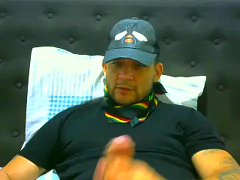 Snapshot of altenori112 chatting on October 3, 2025, 6:16 pm altenori112 online show from October 3, 2025, 6:16 pm