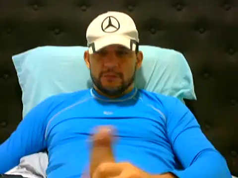 Snapshot of altenori112 chatting on October 13, 2025, 1:11 pm altenori112 online show from October 13, 2025, 1:11 pm