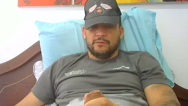 Snapshot of altenori112 chatting on November 1, 2025, 2:08 pm altenori112 online show from November 1, 2025, 2:08 pm