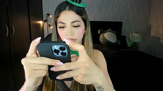 Snapshot of Kimy_Angel chatting on March 17, 2025, 11:54 pm Kimy Angel online show from March 17, 2025, 11:54 pm