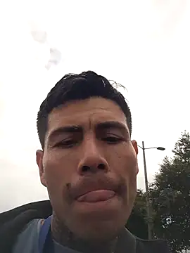 dannnyhot24 online show from April 19, 2026, 6:21 pm