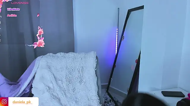 Snapshot of roxy_pk_ chatting on February 3, 2026, 7:30 pm roxy pk online show from February 3, 2026, 7:30 pm