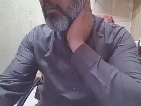 hairymaster95 online show from March 5, 2026, 8:10 am