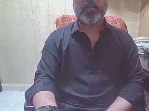 Snapshot of hairymaster95 chatting on June 26, 2026, 5:34 am hairymaster95 online show from June 26, 2026, 5:34 am