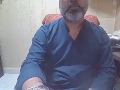 Snapshot of hairymaster95 chatting on July 16, 2026, 4:29 am hairymaster95 online show from July 16, 2026, 4:29 am
