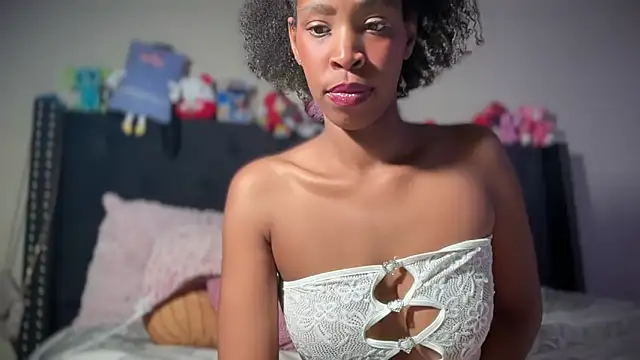 Snapshot of Cum2Charm chatting on February 2, 2026, 1:54 pm Cum2Charm online show from February 2, 2026, 1:54 pm