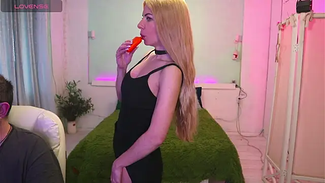 AlisaAleksandr online show from April 5, 2026, 2:58 pm