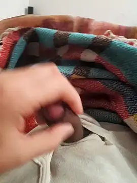 Snapshot of Ummfuss1 chatting on January 3, 2025, 2:08 pm Ummfuss1 online show from January 3, 2025, 2:08 pm