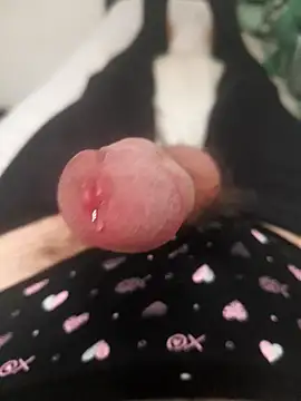 Snapshot of Ummfuss1 chatting on October 21, 2025, 1:45 pm Ummfuss1 online show from October 21, 2025, 1:45 pm