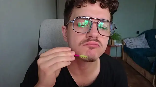 Remy Miles online show from October 27, 2025, 7:12 am