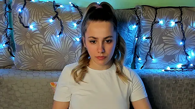 MaggieCake online show from March 6, 2026, 1:35 am