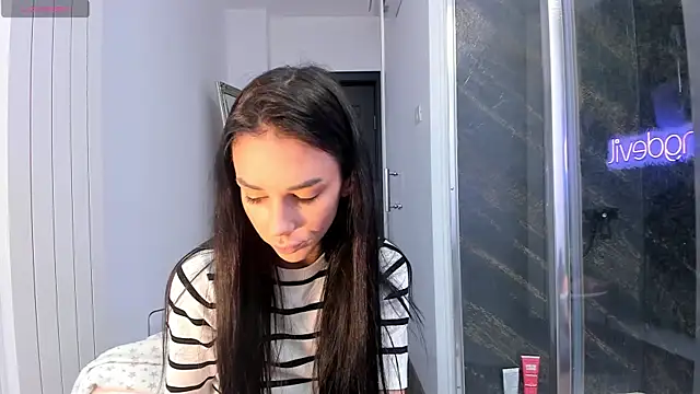 Snapshot of realhotfallingdevil chatting on September 22, 2025, 3:52 am realhotfallingdevil online show from September 22, 2025, 3:52 am