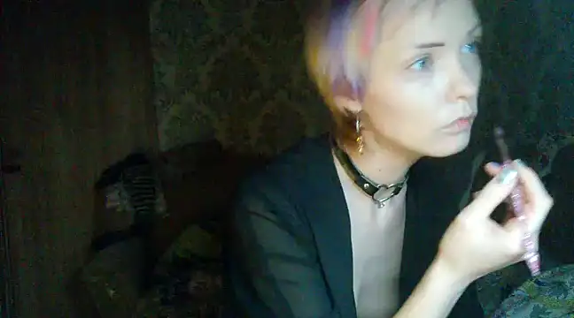 Snapshot of WildMissNiks chatting on December 3, 2024, 8:49 am WildMissNiks online show from December 3, 2024, 8:49 am